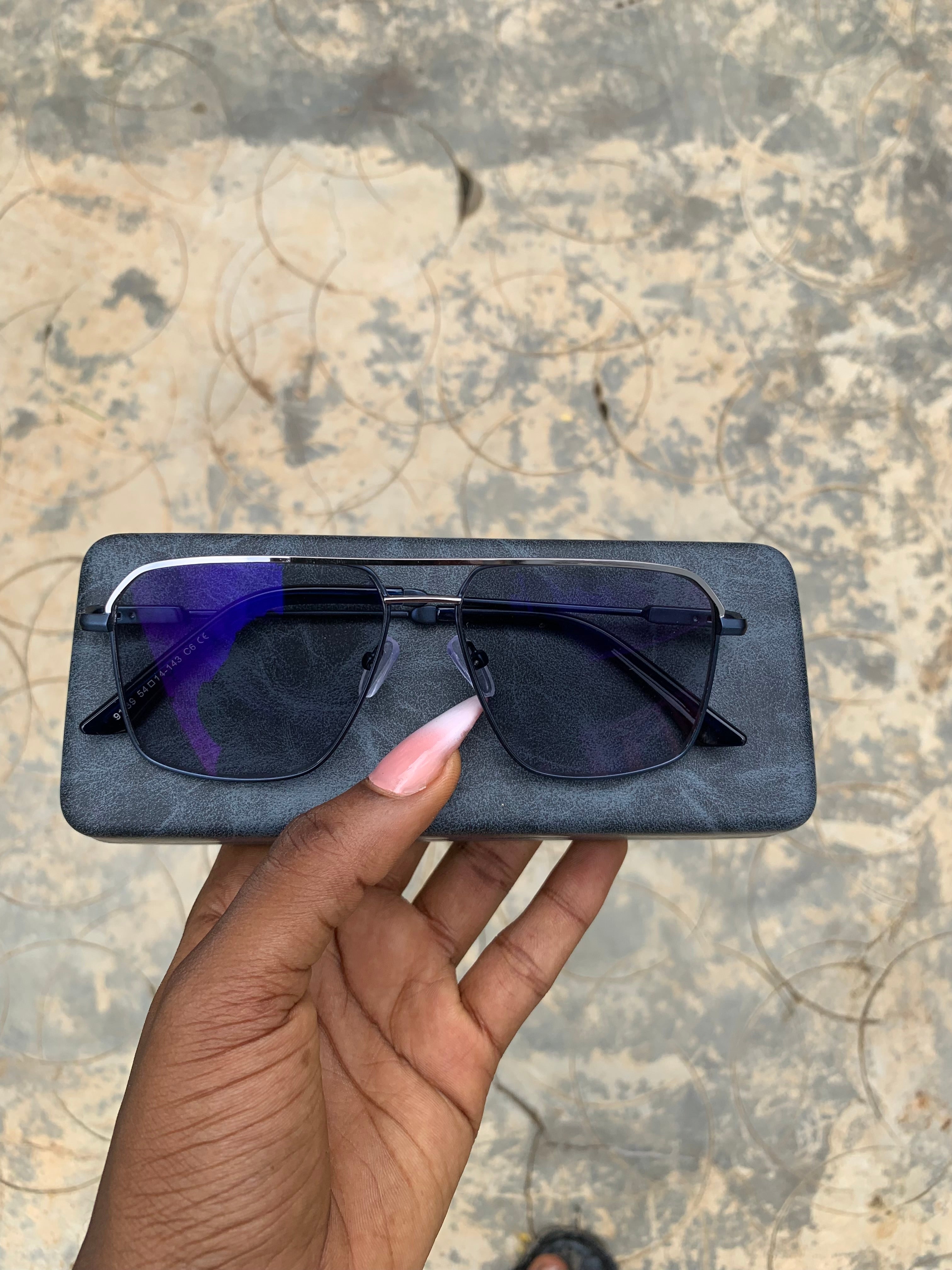 The Matthew 3-in-1 Bluecut Glass