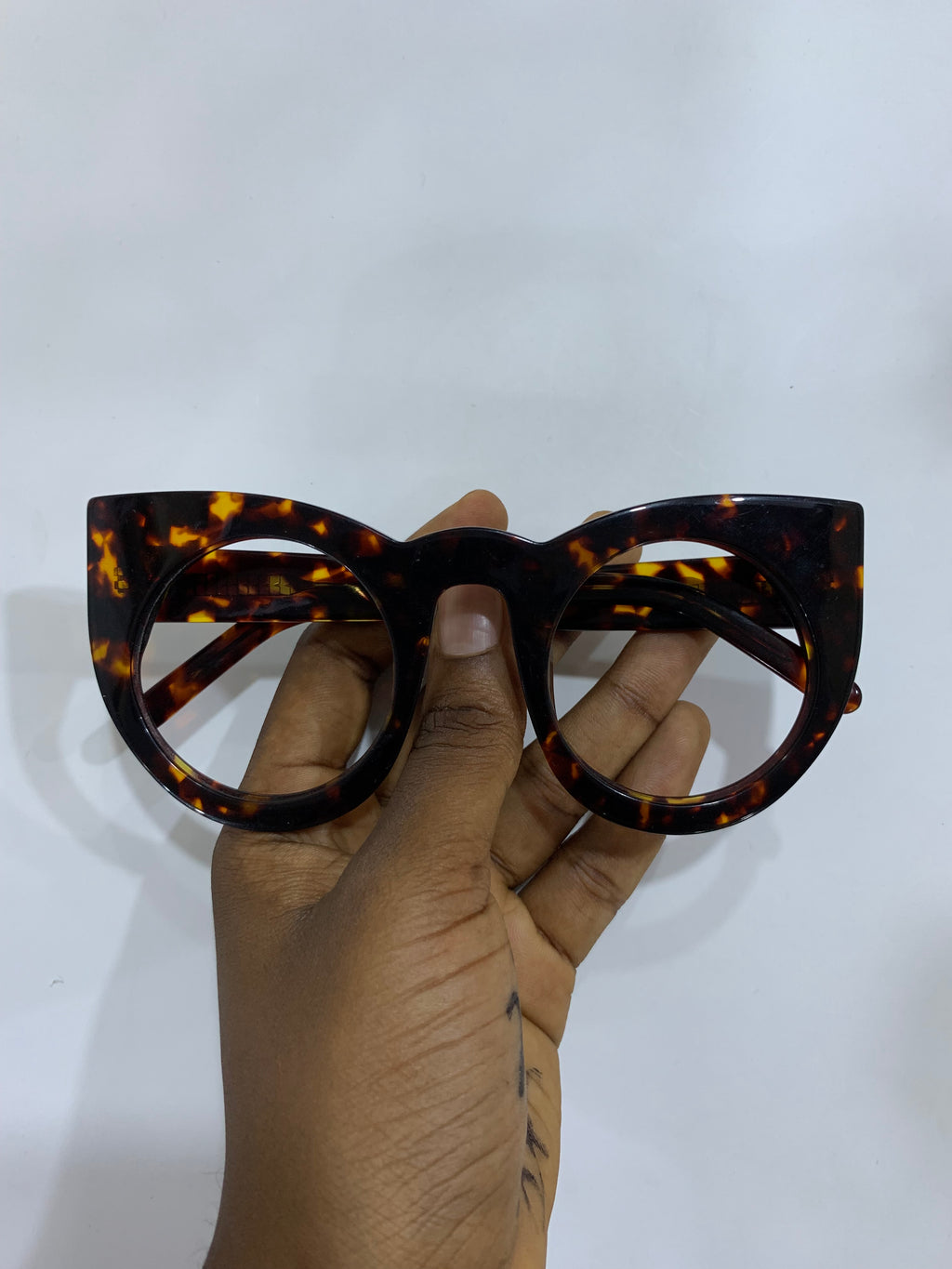 The Dakore Acetate Glass