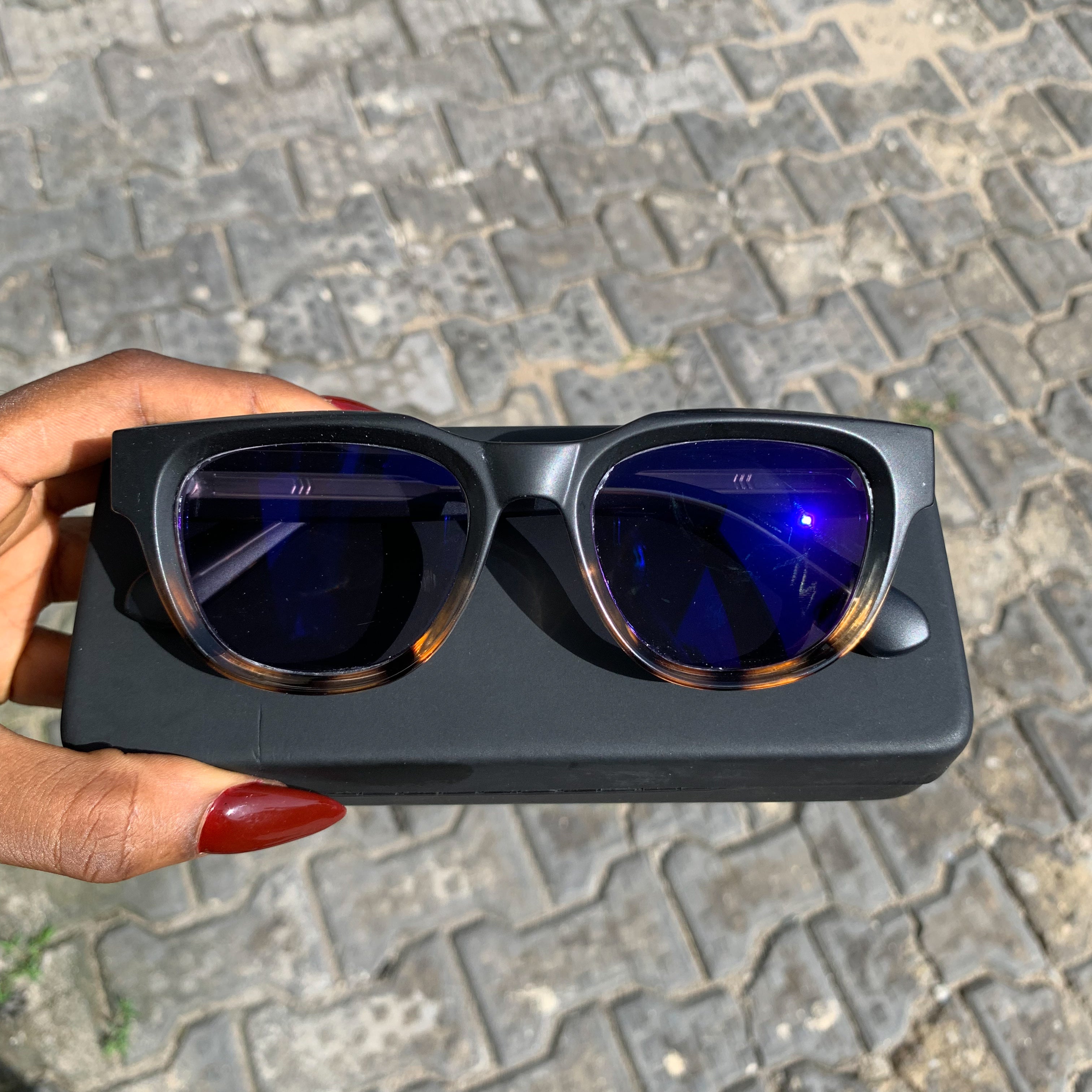 The Tariq – 3-in-1 Bluecut Combo Glasses (Anti-Blue + Photochromic + Anti-Glare)