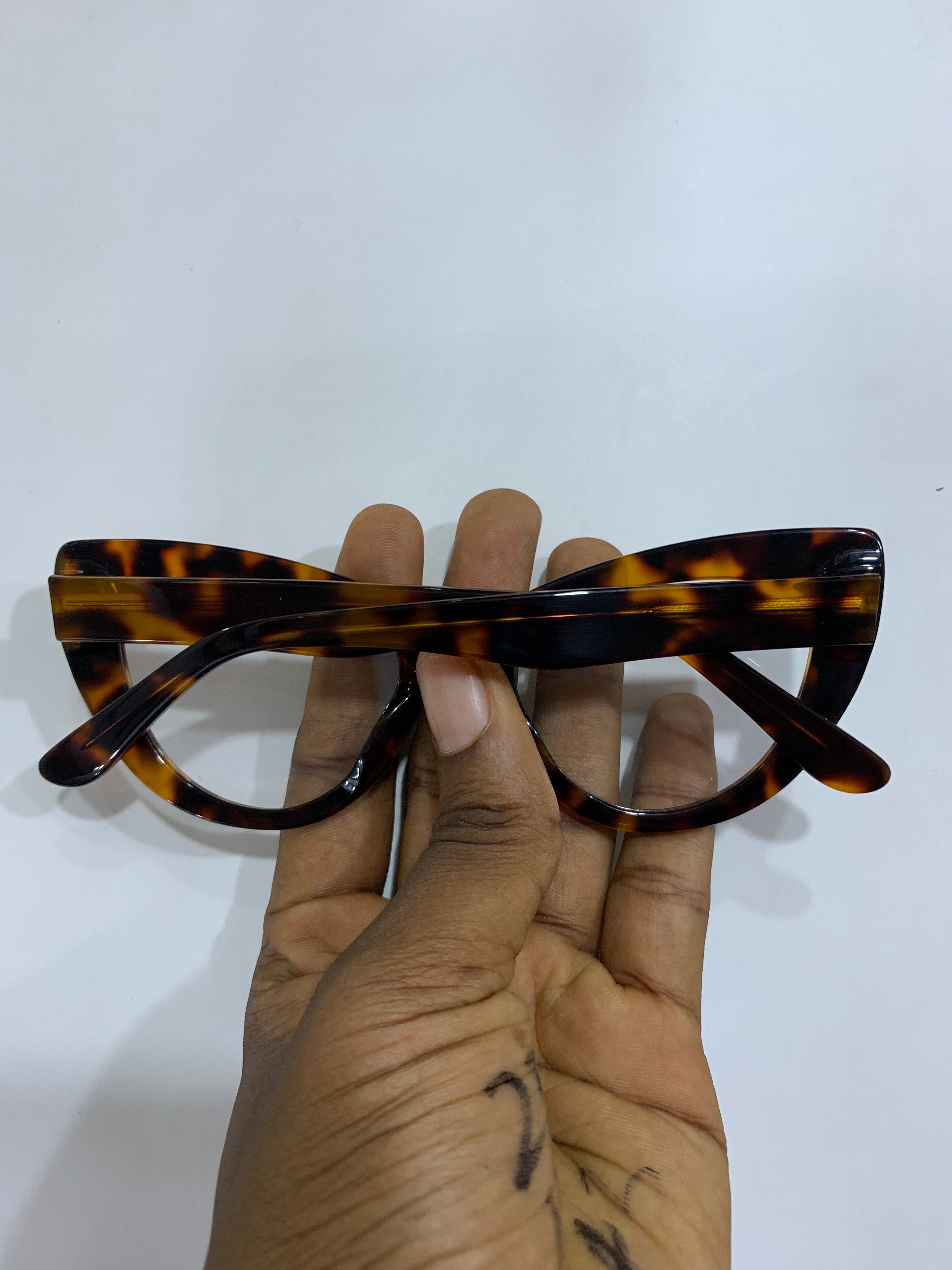 The Deka Acetate Glass